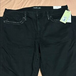 Miss Me Women’s Black Jeans W Silver Detailing